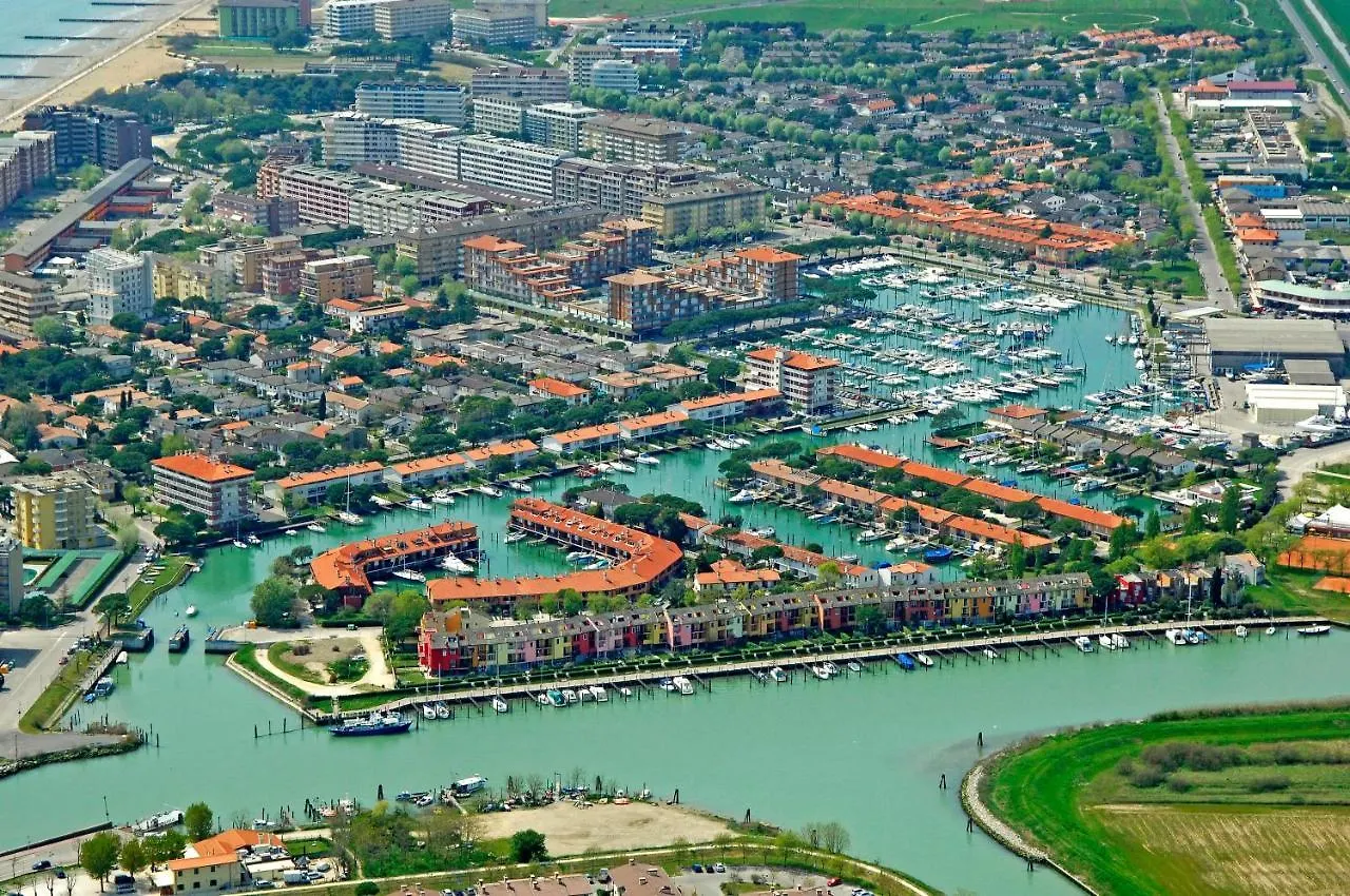 Apartment Ideal Flat Near The Beach - Beahost Rentals Porto Santa Margherita di Caorle