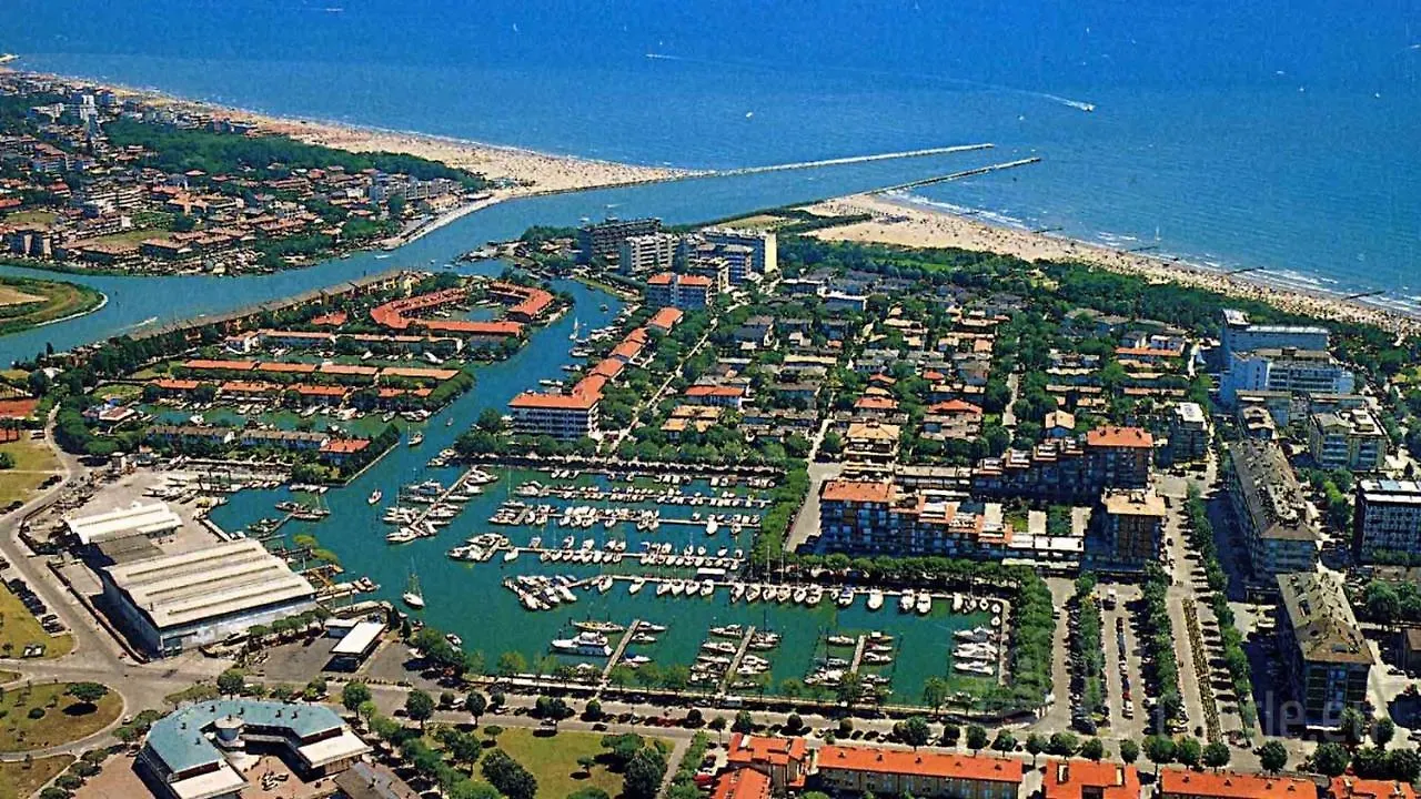 Apartment Ideal Flat Near The Beach - Beahost Rentals Porto Santa Margherita di Caorle